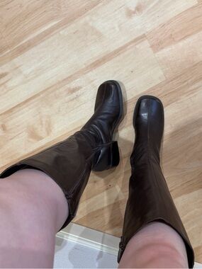Vintage Brown Leather Boots (8.5)